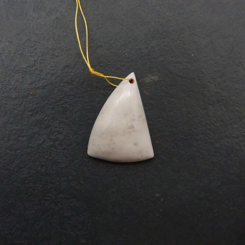 

Natural Purple Agate Rounded Triangle Pendant – Pale Lavender-White Banded Gemstone for Handmade Jewelry & Artisanal Crafts