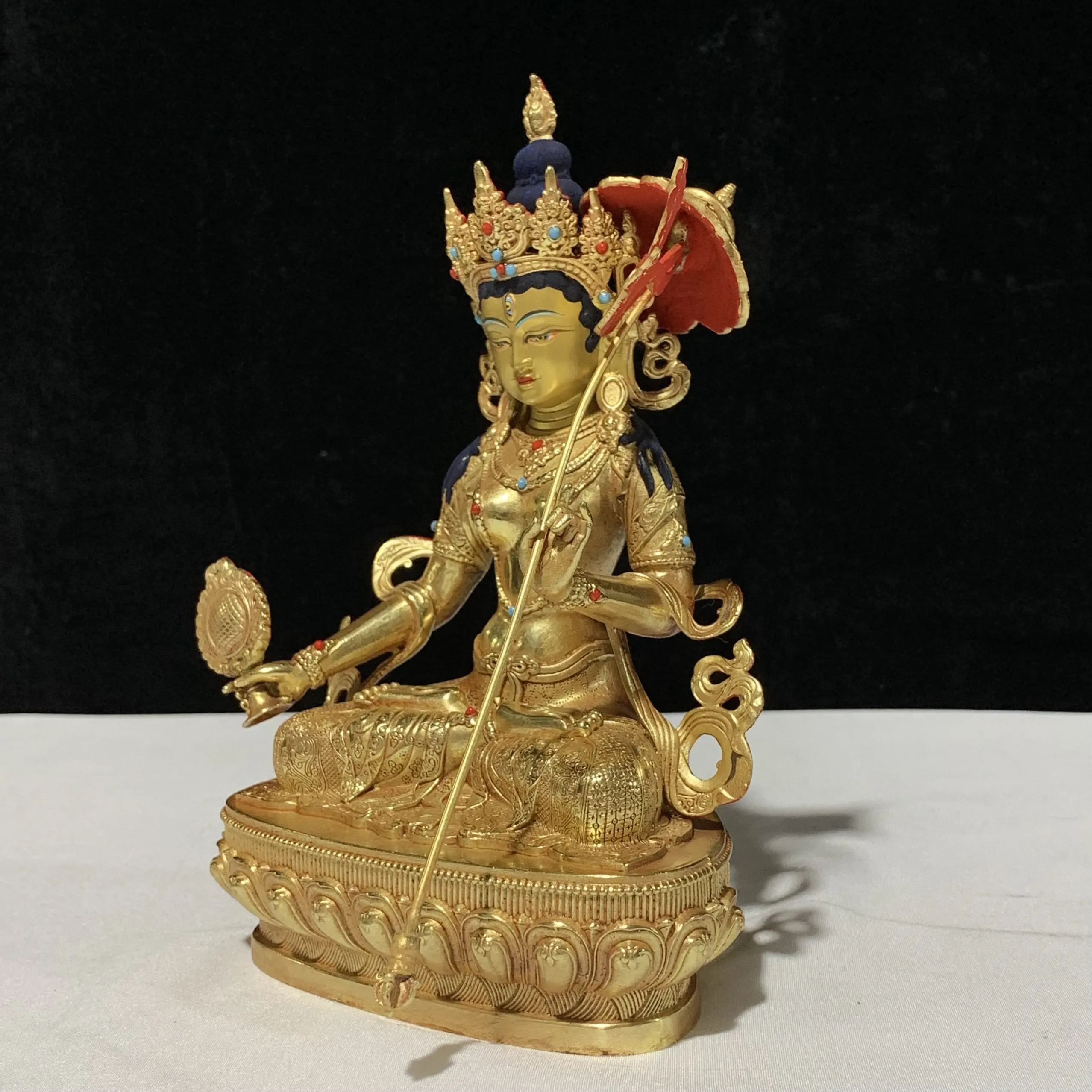 5-Inch large white umbrella Seiko gilt Buddha statue ornament Tibetan tantra 16 cm boutique household offering Buddhist utensils