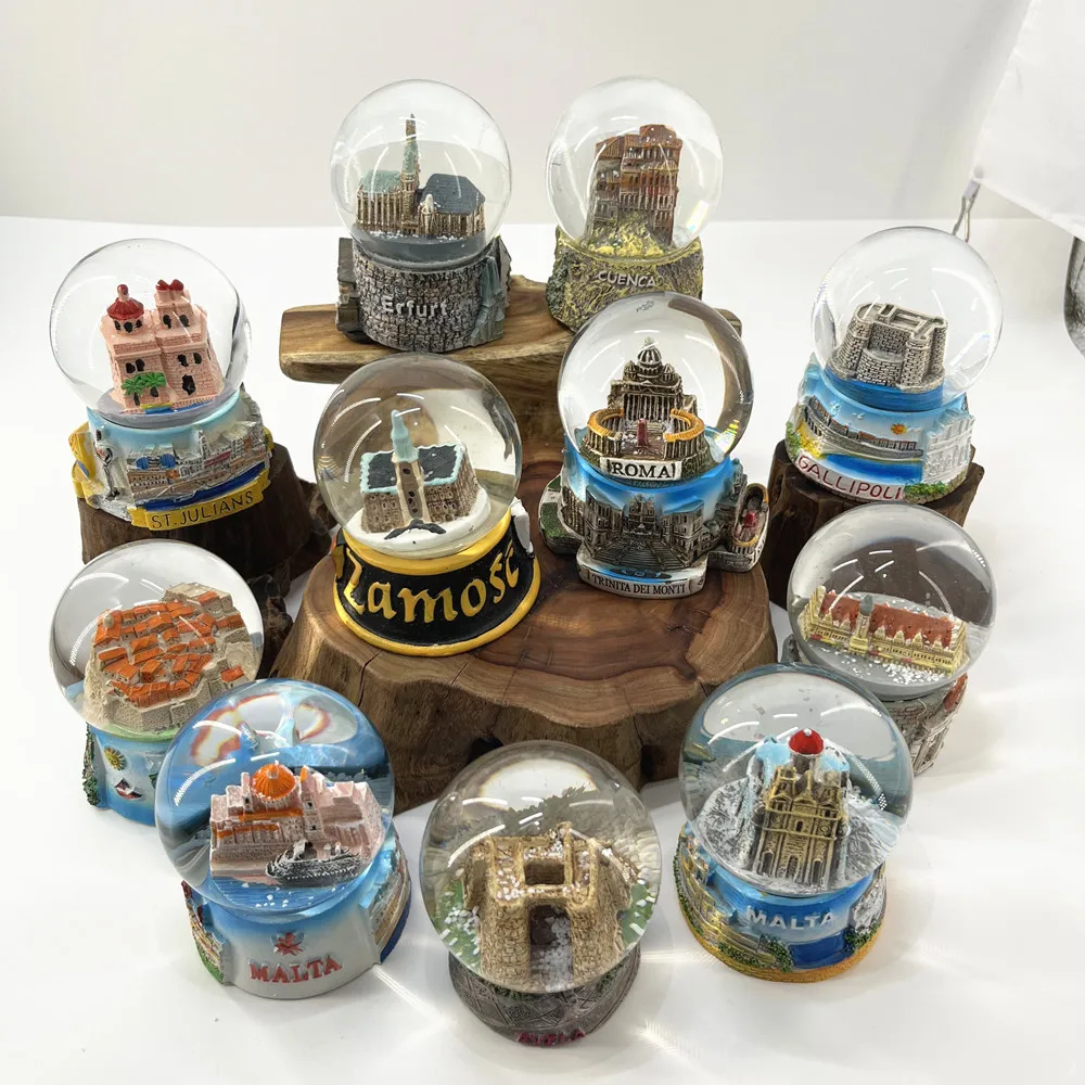 3D Resin Snow Globe European City Landmark Souvenir Travel Gift Desk Ornament Home Decor