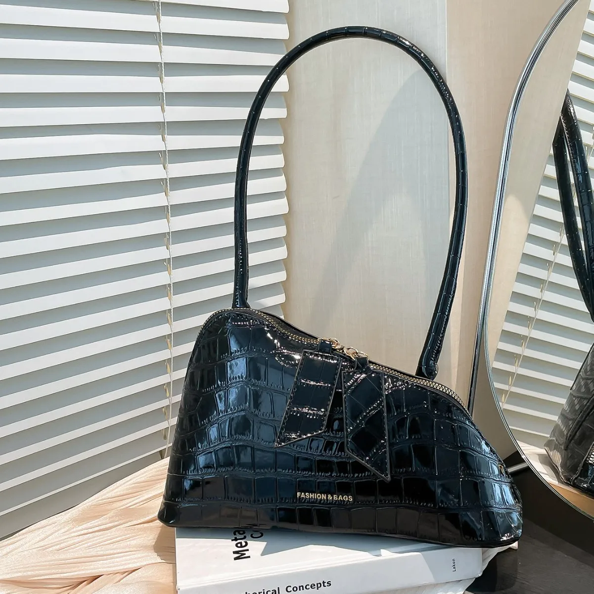 

Hot-selling Fashionable Color Plaid Bag Women's Trend Design Shoulder Messenger Bag Simple Personality High Sense Women's Bag