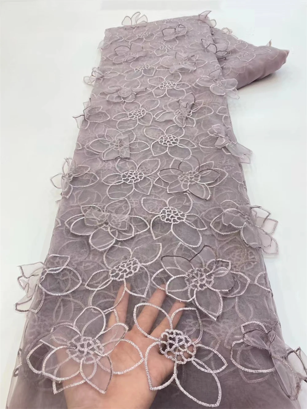 African Net Lace Fabric 2024 High Quality French Tulle Sequins Embroidery Lace Fabric Nigeria For Women Celebration Dresses