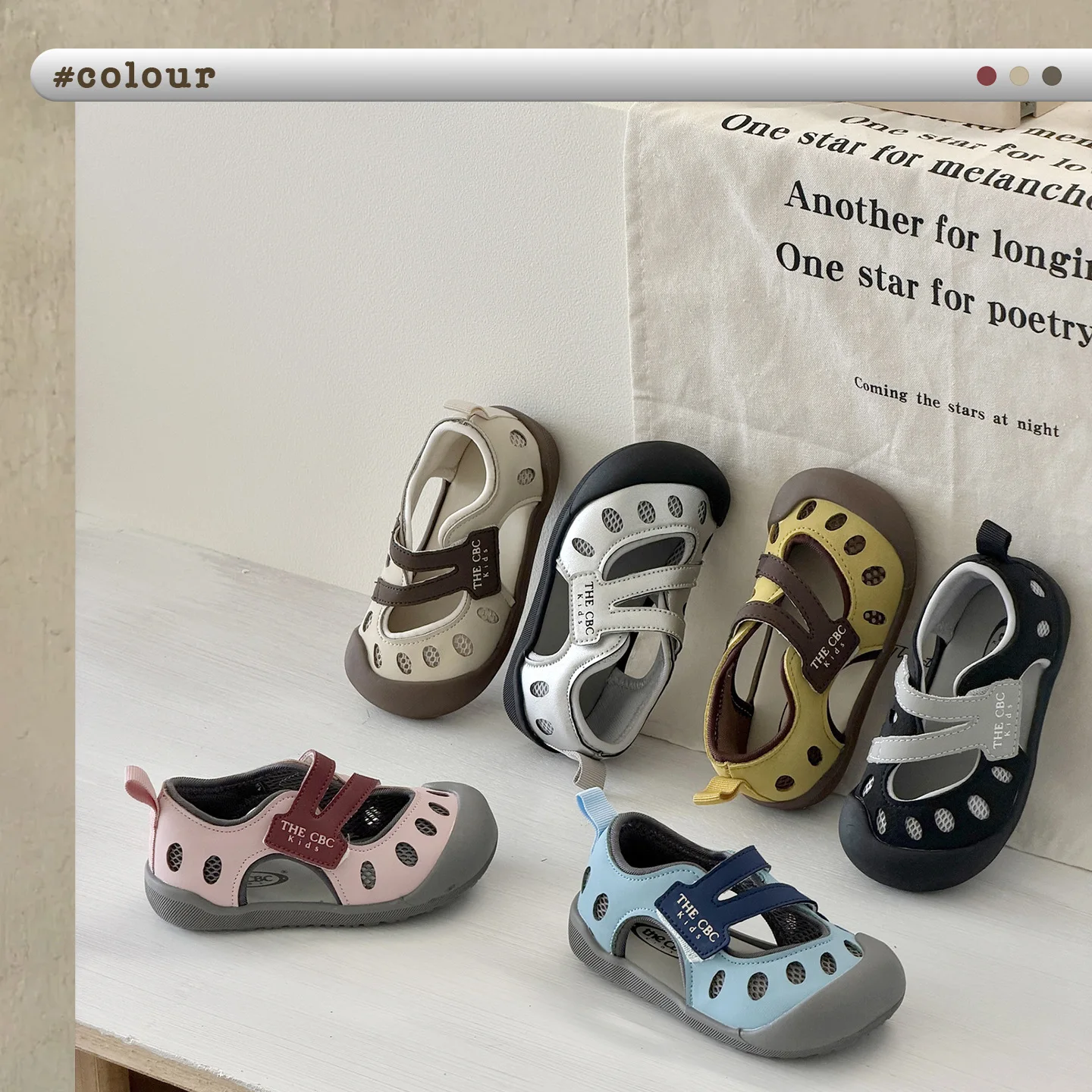 2026 Summer New Boys Girls Closed Toe Anti Kick Kids Sandals Breathable Mesh Adjustable Strap Non Slip Rubber Soft Sole Stain