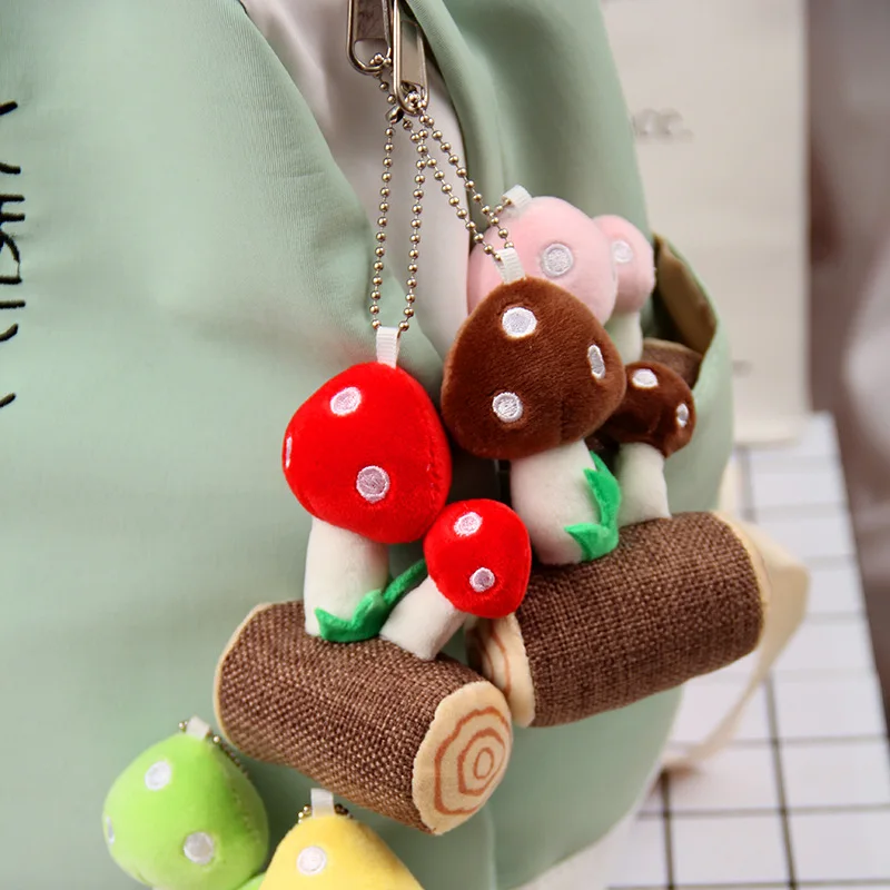 Creativo carino simulazione pianta bambola cartone animato farcito ciondolo fungo peluche portachiavi zaino fascino regalo di natale per bambini ragazze