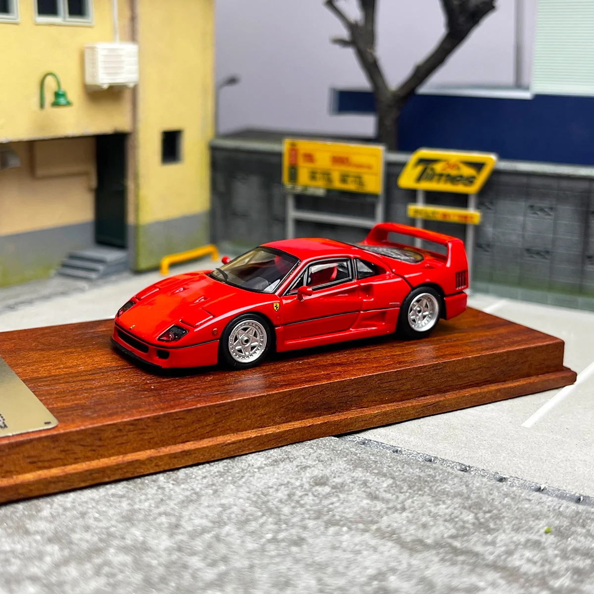 

PGM 1:64 F40 Alloy Fully Open Simulation Limited Edition Alloy Metal Static Car Model Toy Gift