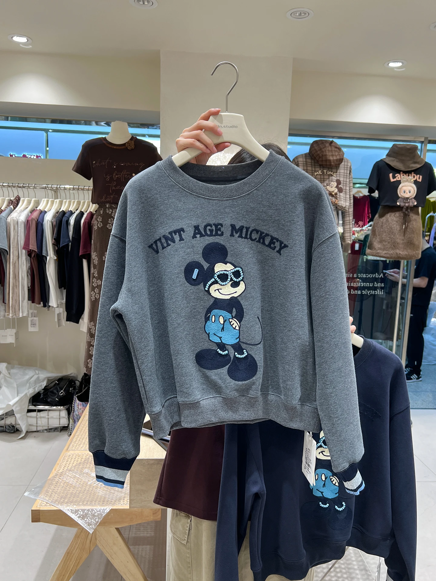 European Heavy Embroidery Crew Neck Sweatshirt for Women 2025 Autumn Winter High-end Cartoon Jacket Streetwear Women