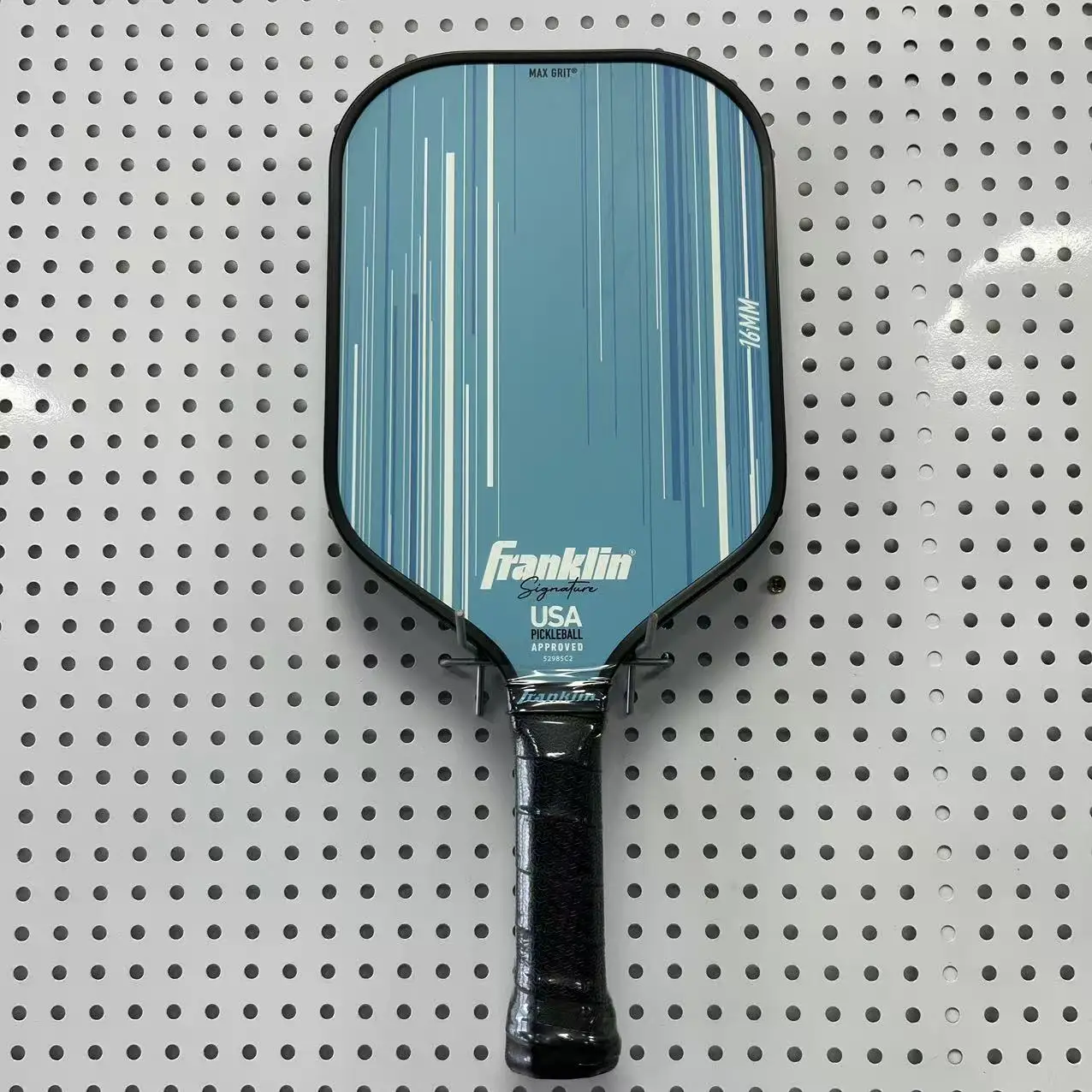 

Blue Line Max Grip Series 14/16mm Fiberglass Matte Outdoor Sports Practice Pickleball Paddle