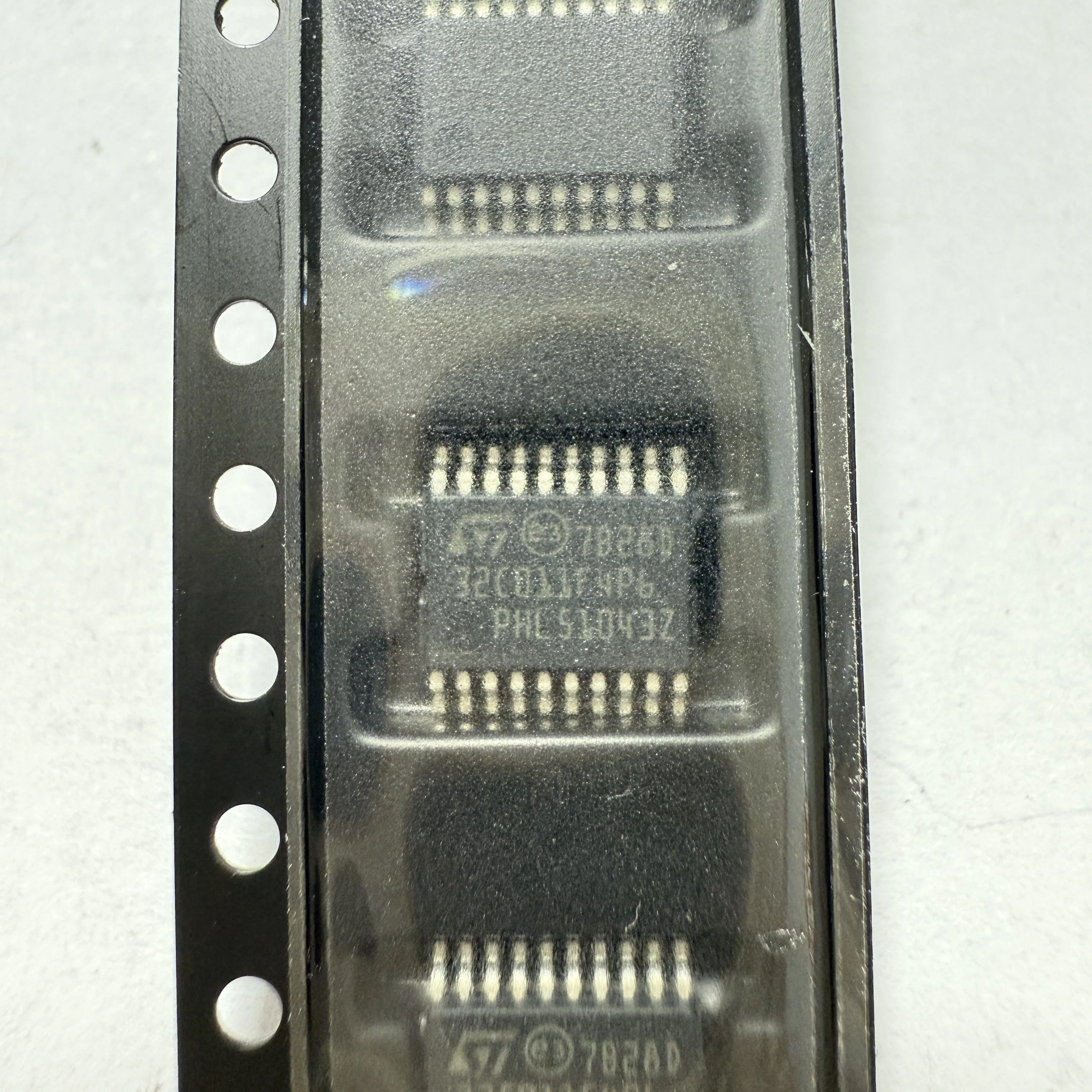 20 قطعة/الوحدة STM32C011F4P6TR (ميكروكنترولر)