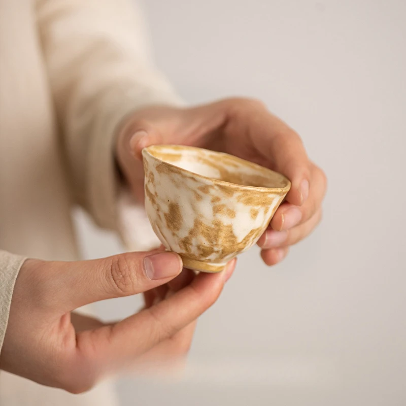 Zhise Handmade Pink Slip Teacup, Japanese-style Tasting Cup, Wabi-sabi Rough Pottery Creative Personal Tea Cup,Tea Room Tea Bowl