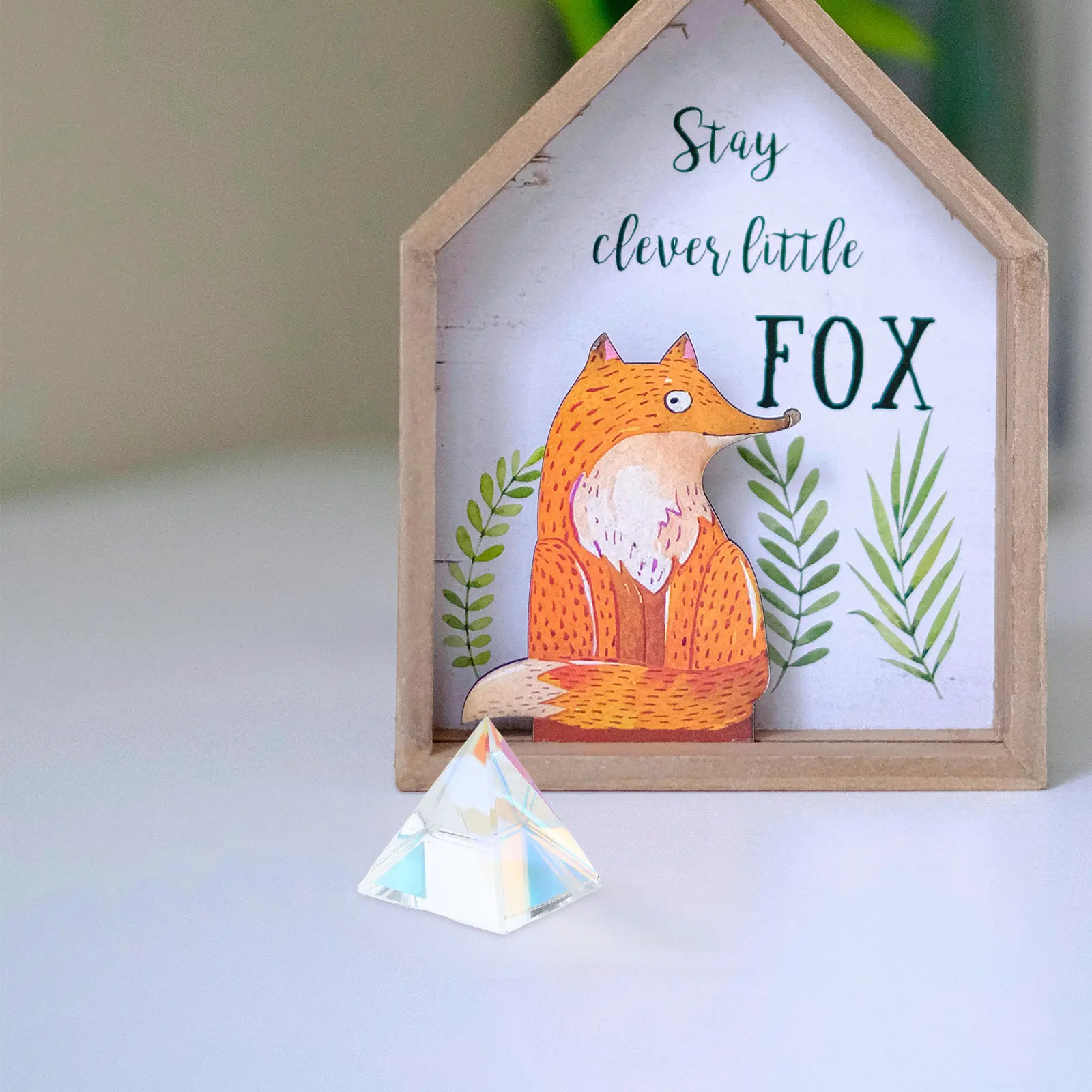 1Set Sun Prism Pyramid Handcrafted Glass Optical Prism Home Decor Color Refraction Window Suncatcher Light Rainbow Decoration