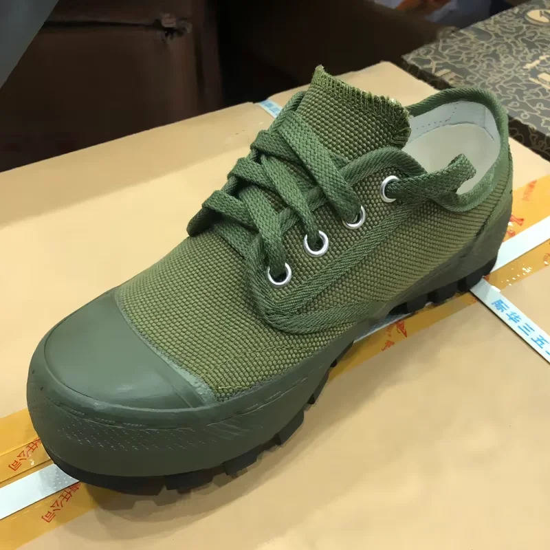 Chaussures militaires vertes en tissu chinois, chaussures d'escalade pour Sports de plein air, accessoires de l'armée, vêtements pour travailleurs