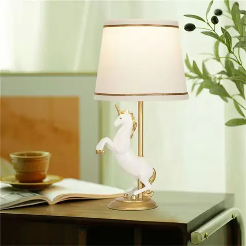 Nordic Modern Horse Table Lamp LED Art Creativity Living Room Bedroom Children's room Study Villa Hotel Bedside Desk Light