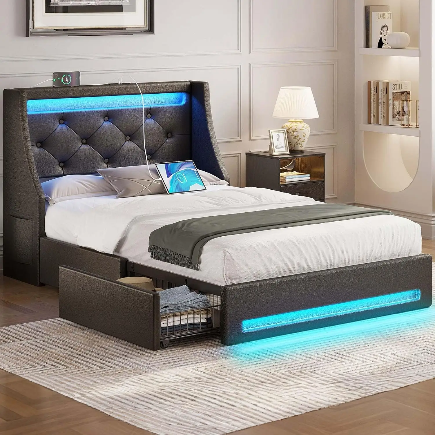 Cama de casal com luzes LED e estação de carregamento, cama de couro PU com gavetas, sem ruído, fácil de montar, preto