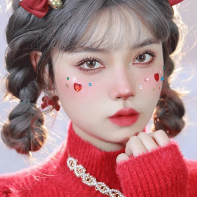 

57 шт. 3D-наклеек для лица в форме сердца со стразами, разноцветные самоклеящиеся украшения для DIY, фестивалей, вечеринок, макияжа глаз и лица