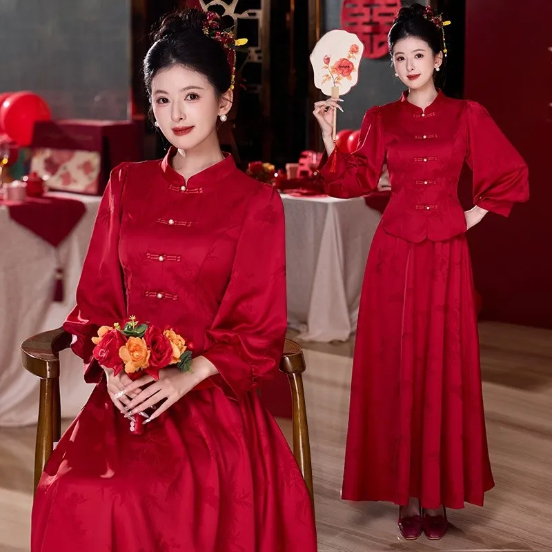 

New Chinese Sle Wedding Set with Stand Collar Button Embellied Heavy Embroidery Vintage Top And Improved Skirt