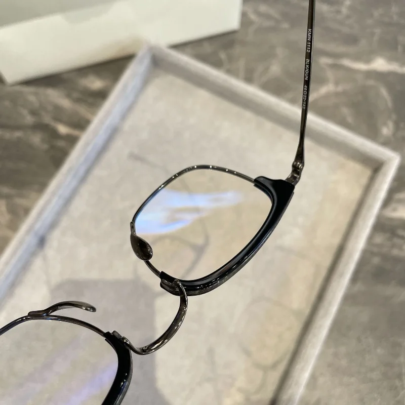 Exquisito marco de anteojos recetados tallados, medio marco de alta calidad, gafas de titanio puro, monturas para ojos, gafas ópticas para mujer