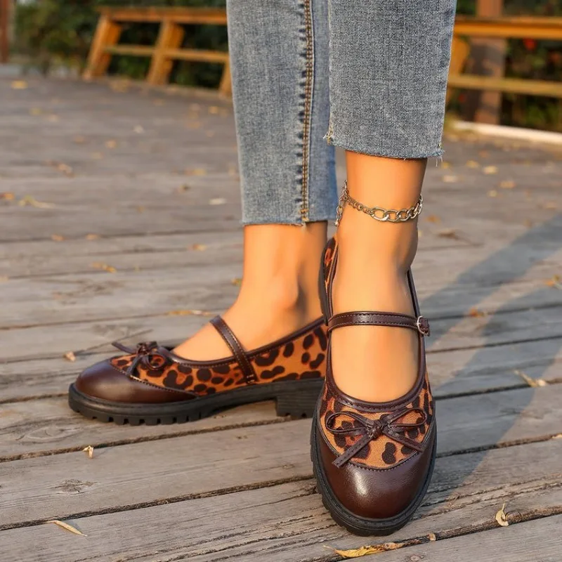 

Women's Fashion Leopard Patchwork Slip-on Loafers Chunky Heel Platform Flats New Woman Casual Shoes Plus 43