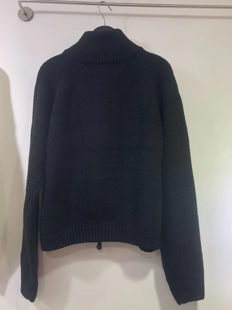 Men's Fashion Zippered Knit Cardigan Sweater Jacket in Stylish Black Our High - Quality Knitwear