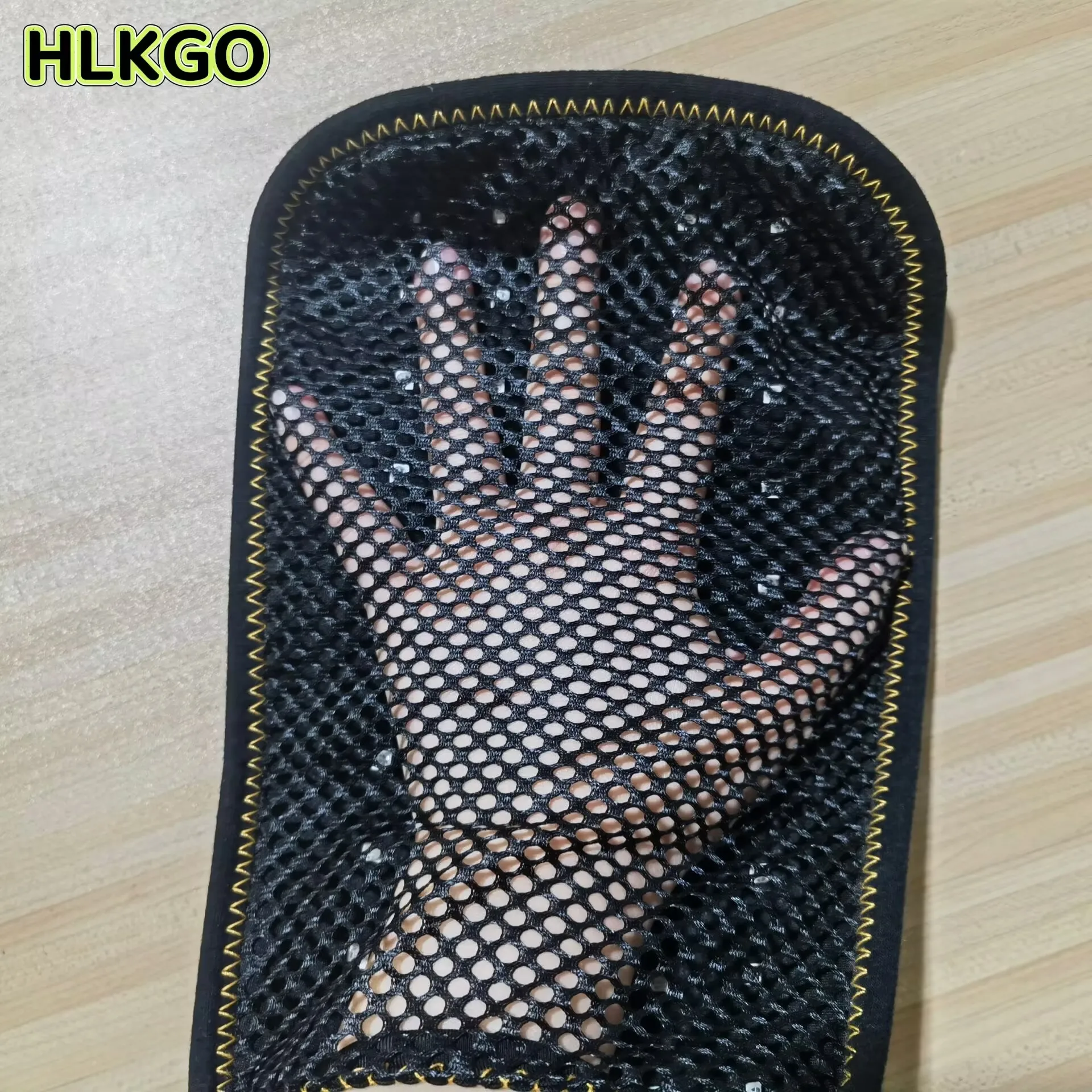 

Professional Red Light Therapy Glove Device with Flexible LED Mitten for Soothing Hand, Finger, Wrist Arthritis