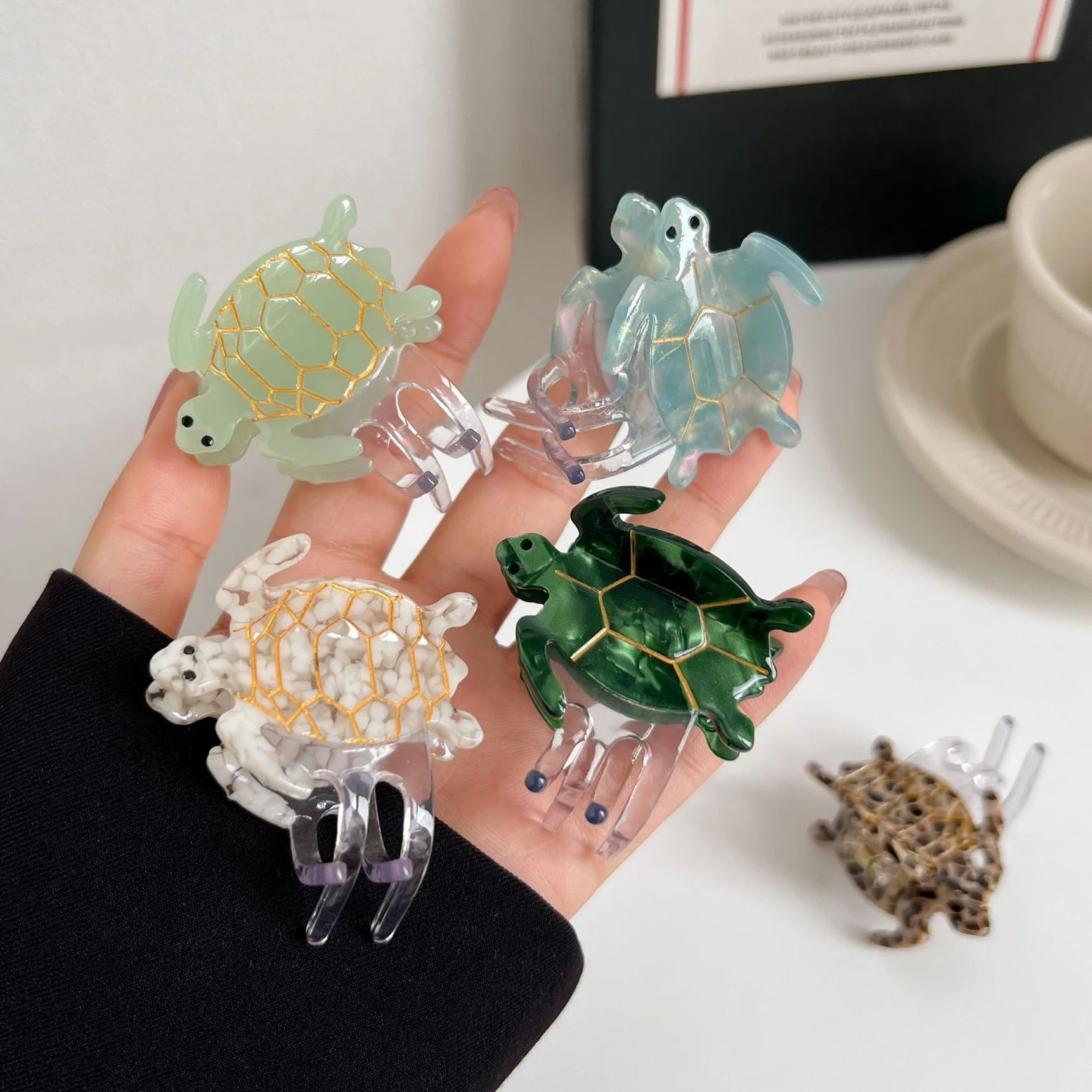 거북이 발톱 머리핀. 독특하고 캐주얼한 여름 패밀리 스타일. 아세테이트, 수제. 고품질. 패션 - 트렌디함.