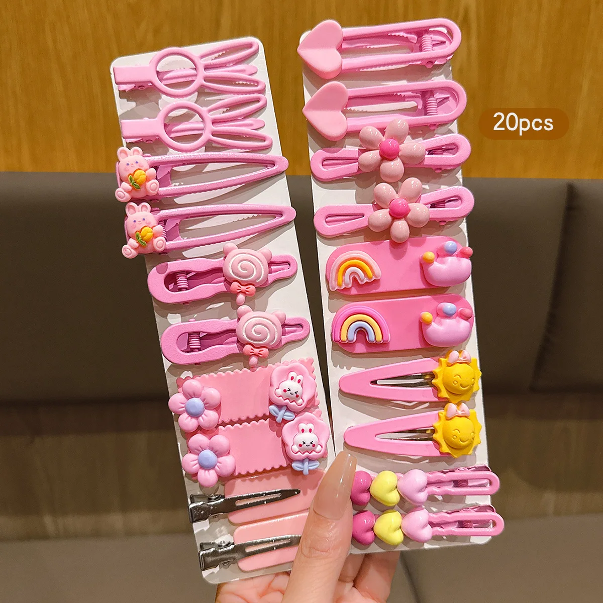 

20 pink cartoon BB clips with cute hair clips and sweet hair accessories