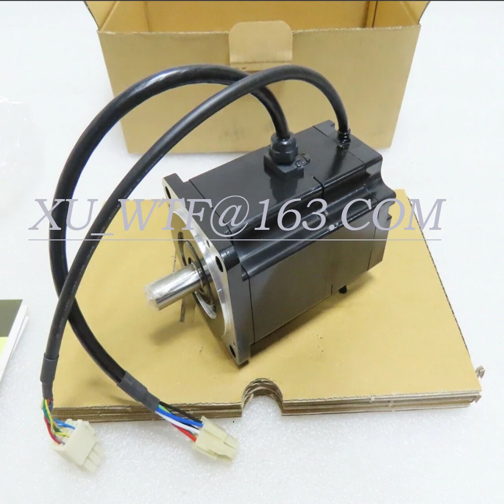 100% New Original Servo Motor SGMP-04V316CT SGMP-01A314 SGMP-01A314B SGMP-04A312B