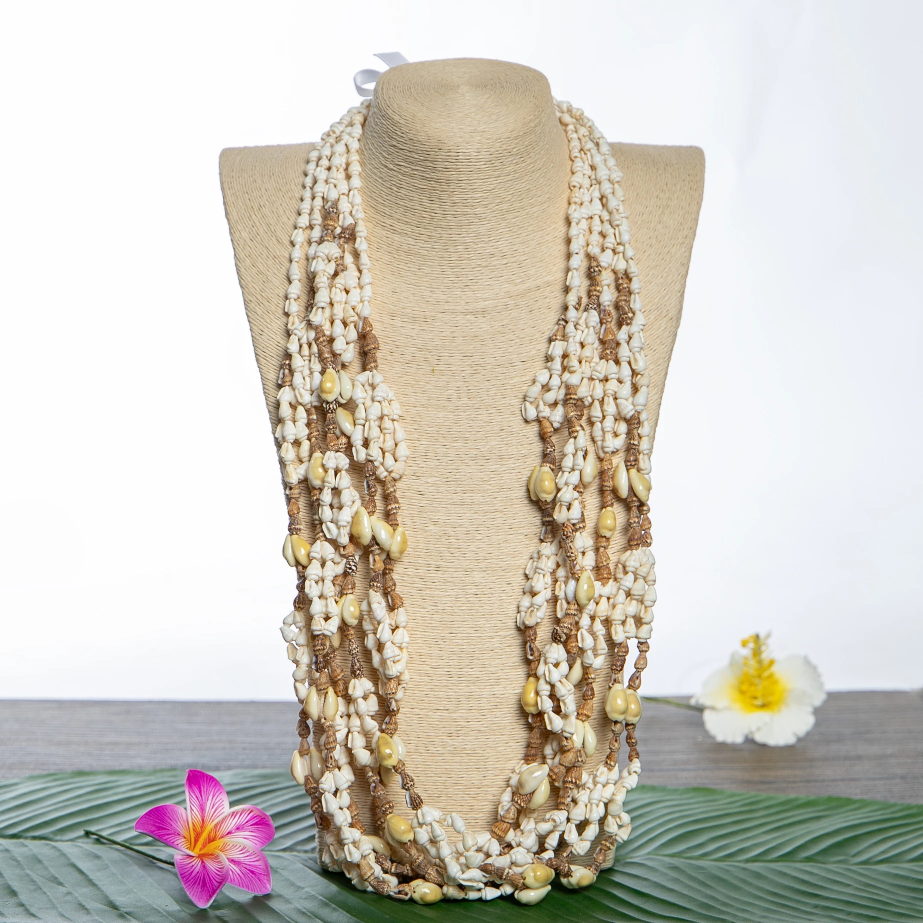 nouveau-collier-de-coquillage-samoa-33-pouces-6-brins-style-hawaien-lslands-lei-pour-remise-de-diplome-anniversaire-fetes-luau-chaines-a-la-mode