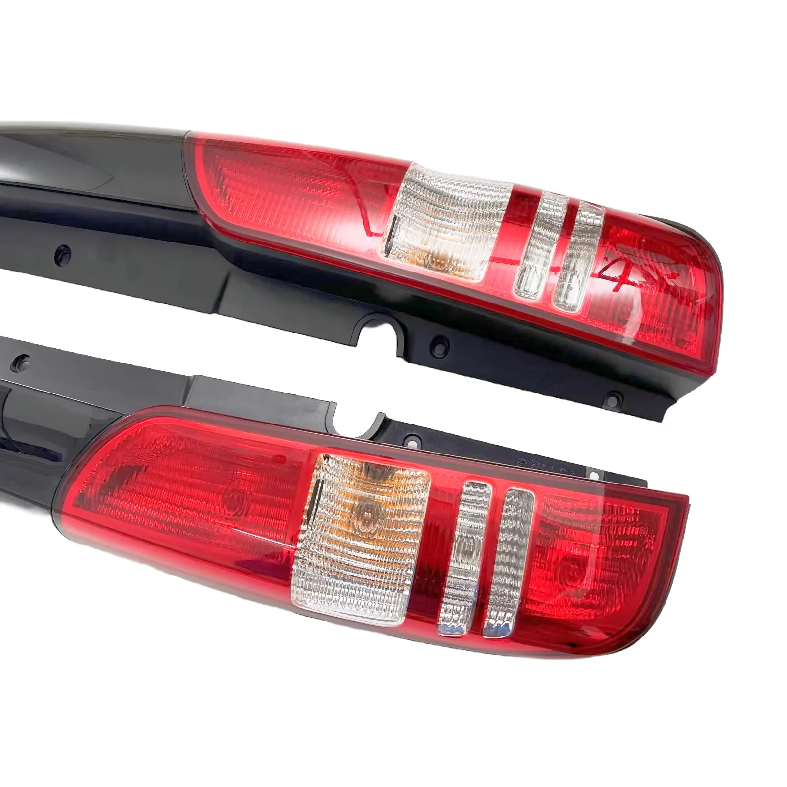 Auto Accessories Rear Bumper Light Cover Turn Signal Reverse Light Tail Light Without Bulb For Mercedes-Benz Vito Viano W639W636
