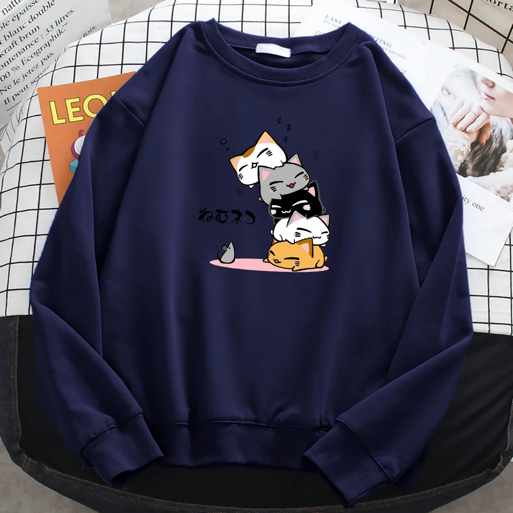 

Cute Stacked Cats Sleeping Don'T See The Mouse Women Pullover Outdoor Casual Sweatcomfortable Loose Streetwears Sports Loose Top