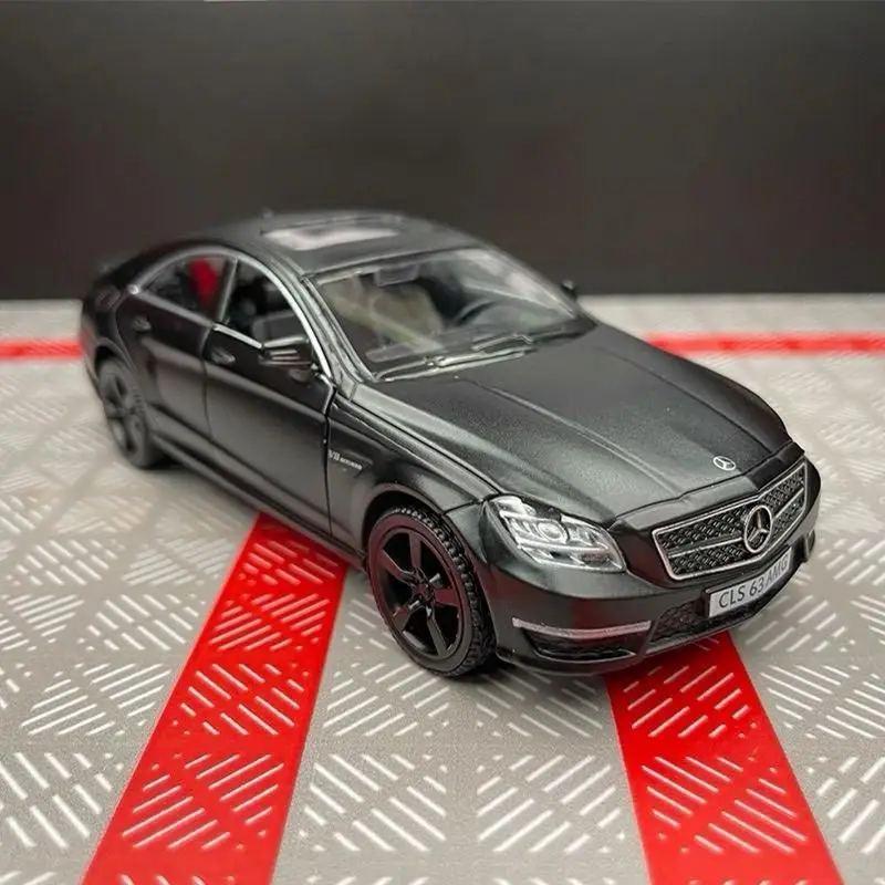 

1:36 Mercedes-Benz CLS63 AMG Coupe, модель спортивного автомобиля из сплава, литье под давлением, металлические игрушечные транспортные средства, модель автомобиля, коллекция моделирования, подарки для детей