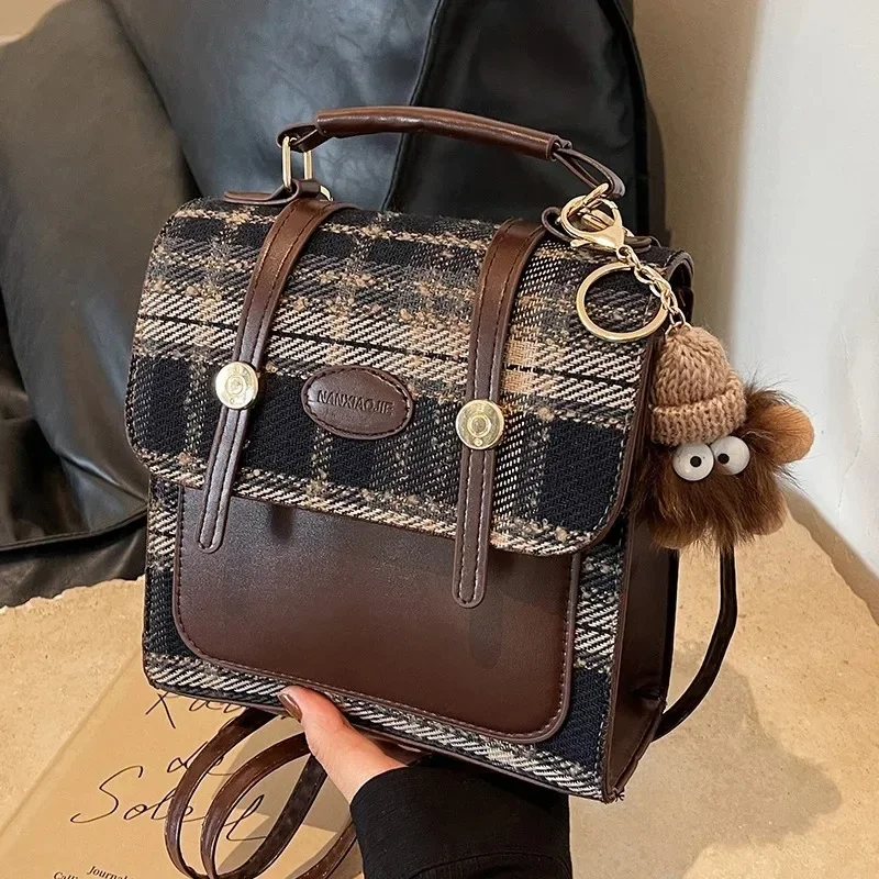 British Ladies Casual Shoulder Bag New Handbag Hundred Girls Travelling Backpack Fashion Plaid Shoulder Women's Bag PU Material