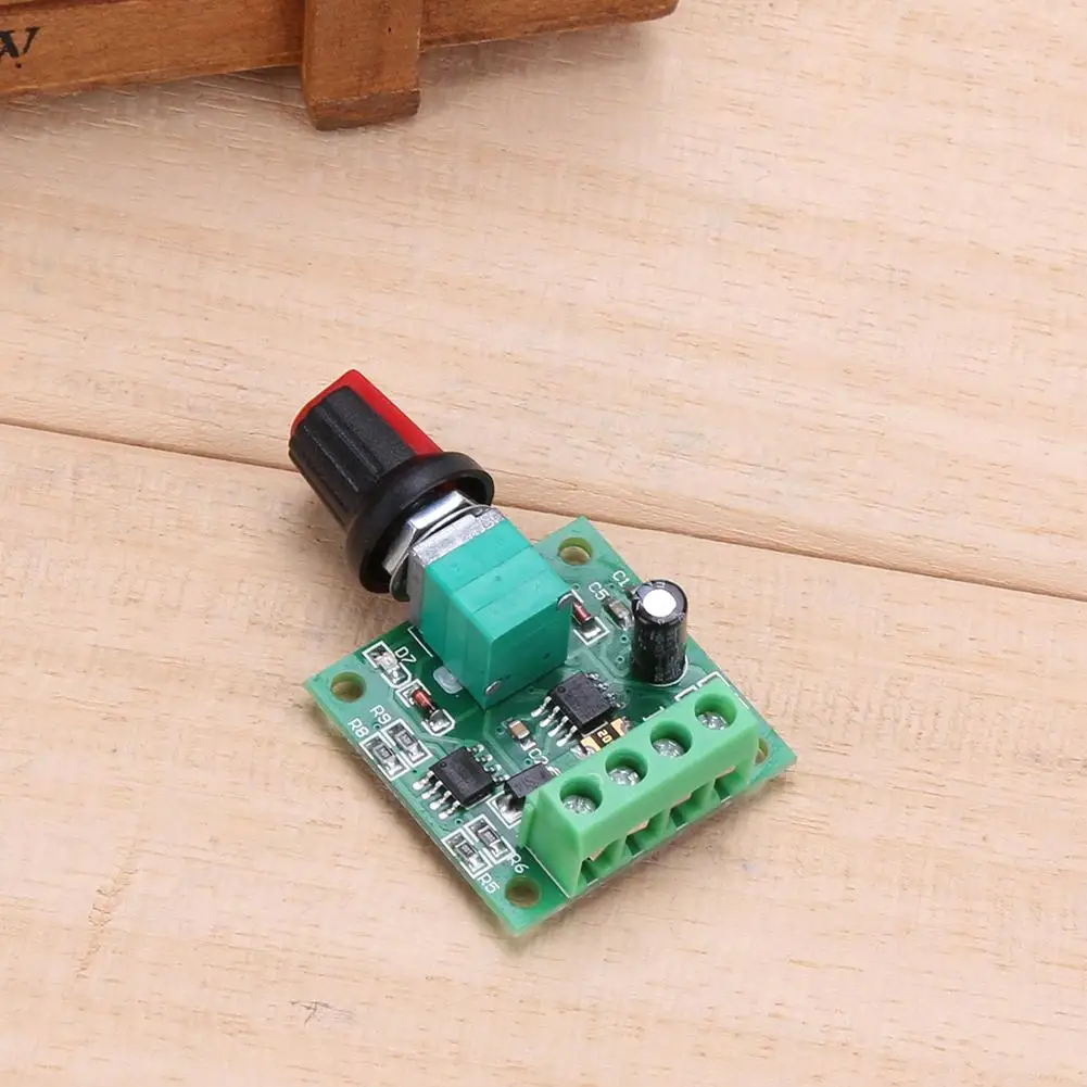 1.8V-15VDC Motor Speed Controller Low Voltage Motor Velocity Regulator PWM 0~100% Adjustable Drive Module 32x32x15mm