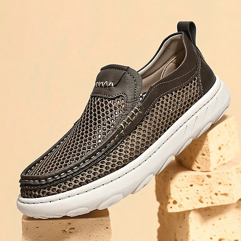 

Dynamic Men Sports Shoes Modern Shape High Breathability Rebound Sole for All Kinds of Outdoor Sports Activities