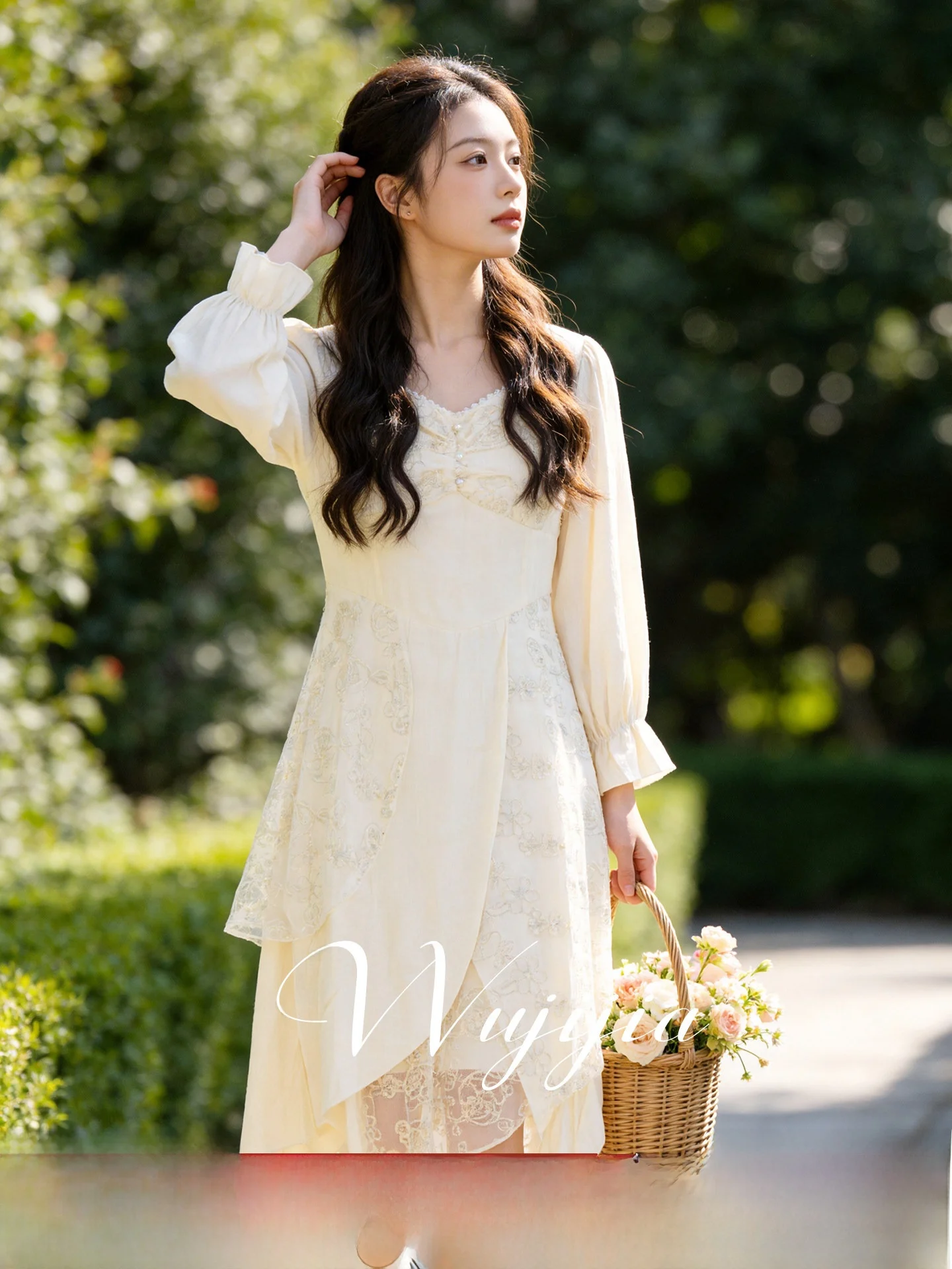 

Spring 2026 New Style Slimming Large Size Chinese Design Irregular Lace Splicing Dress High Waist Long Sleeve Ladies Dress