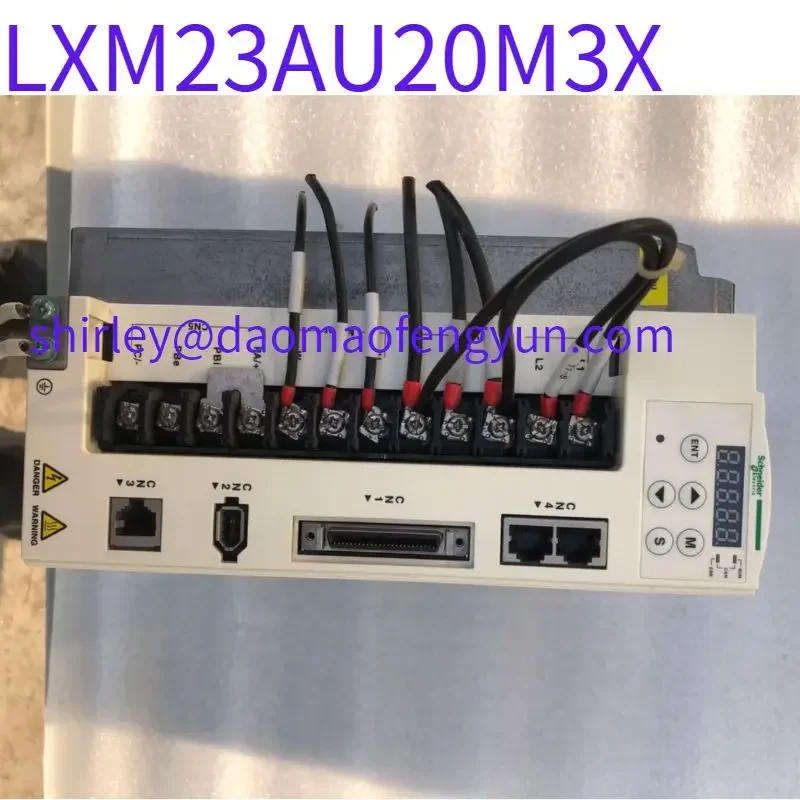 Б/у сервопривод LXM23AU20M3X