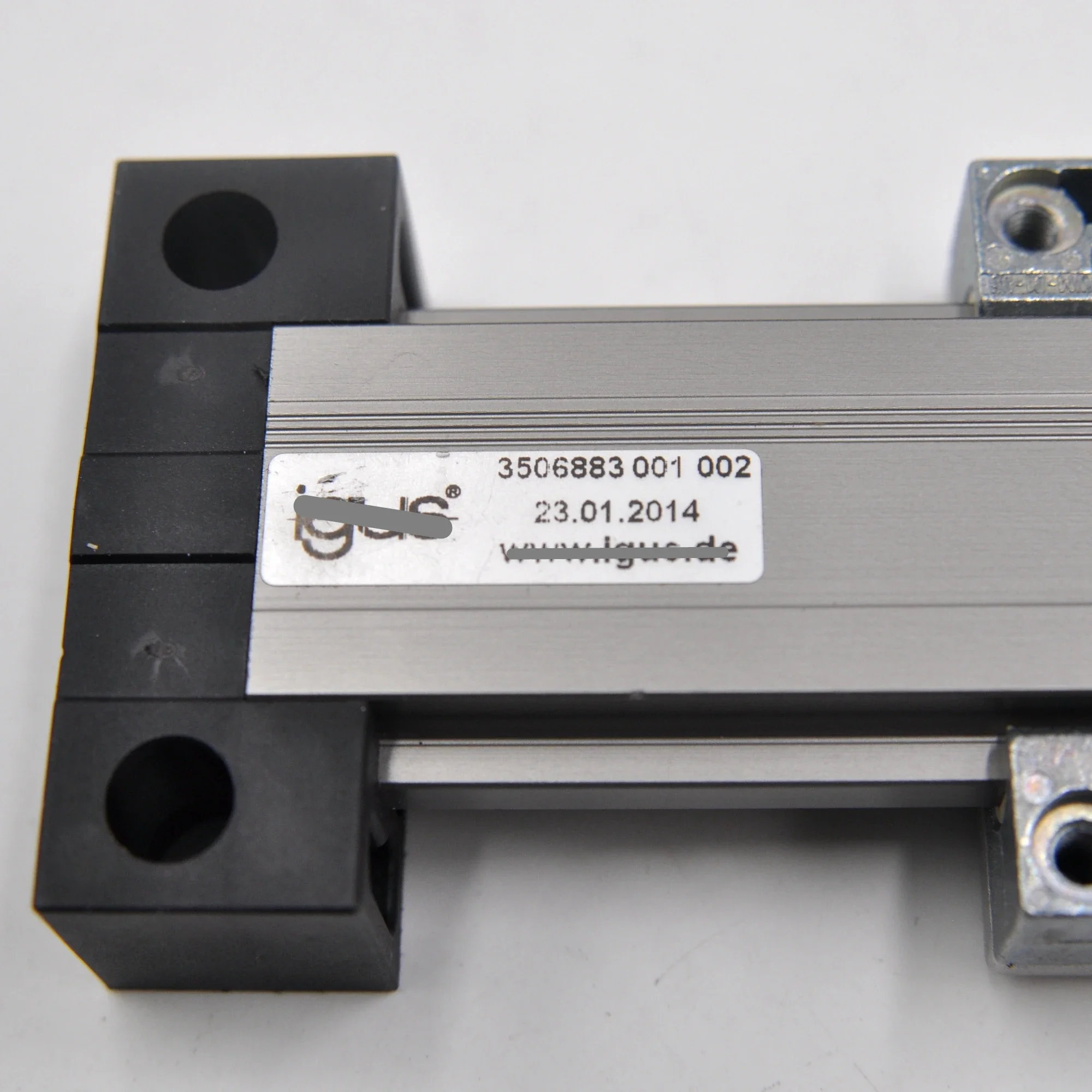 IGUS   LY54-60H20S50  Adjustable Optical Support