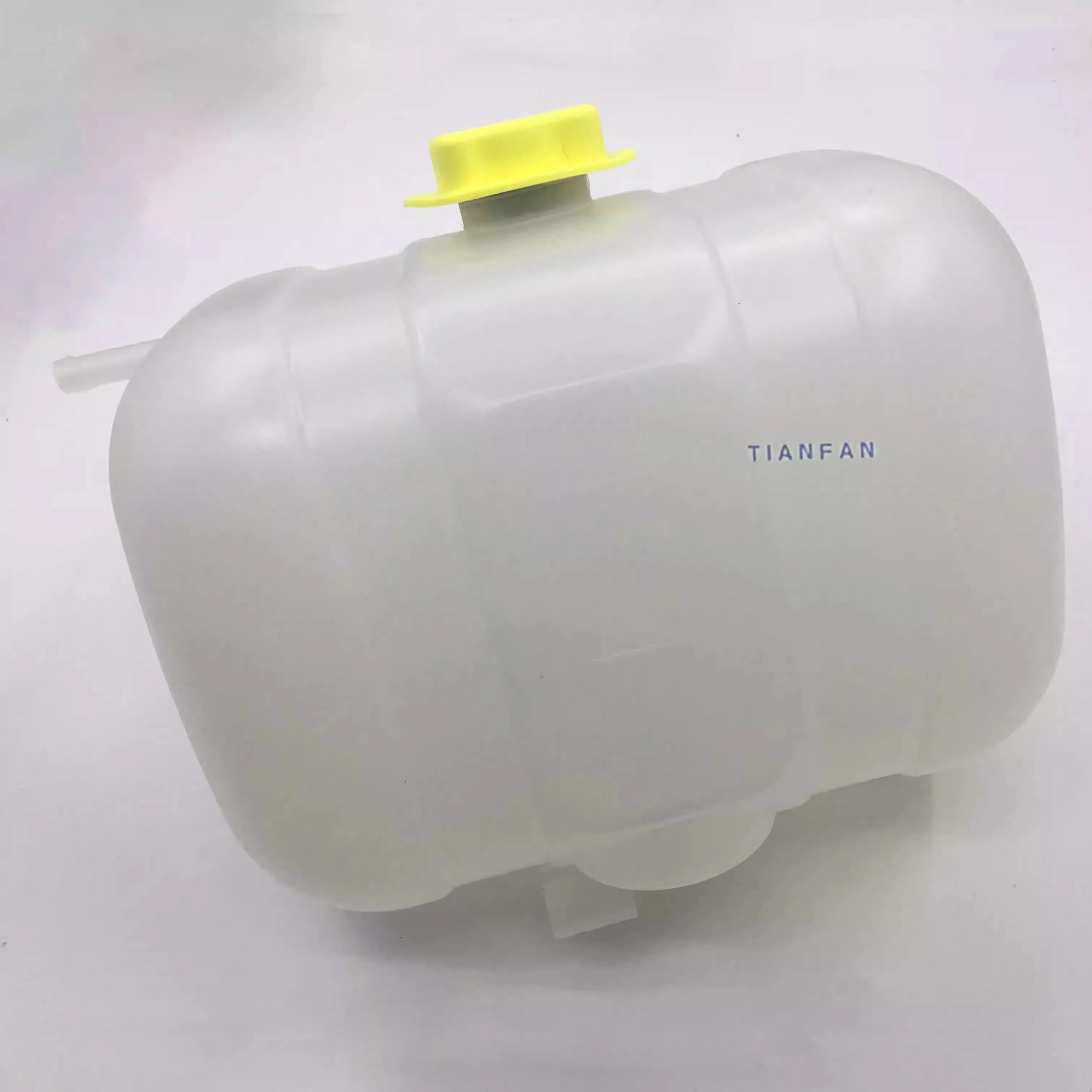 11110211 For L180D L220D L330D EC240B Spare Coolant Expansion Water Tank For VOLVO