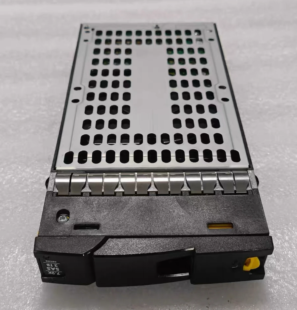 

For 3PAR QR499A M6720 697390-001 702499-001 2TB SAS 6G 3.5 hard drive