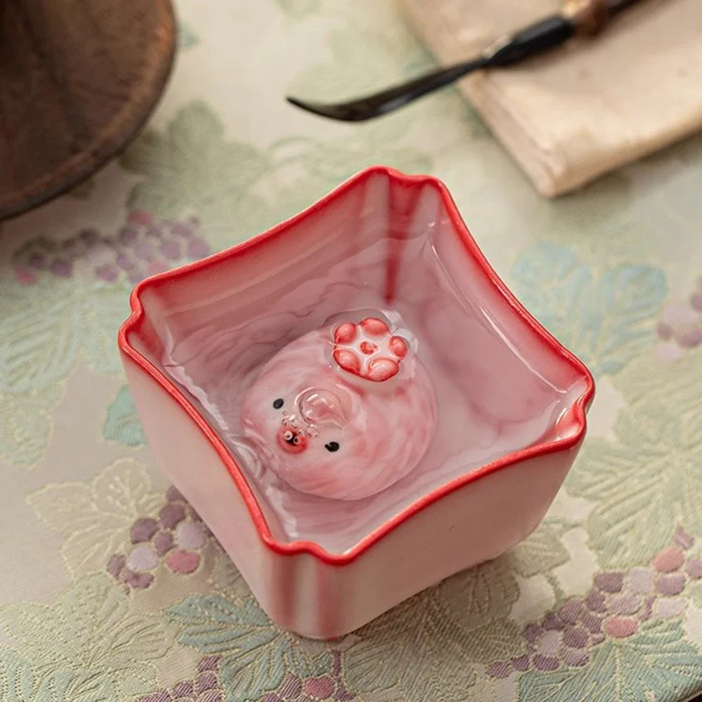 Pet Little Pig Spit Bubbles Under Bottom Funny Teacup Cartoon Ceramic Tea Cup Procelain Incense Water Cups Mug Cute Pig Tea Pet