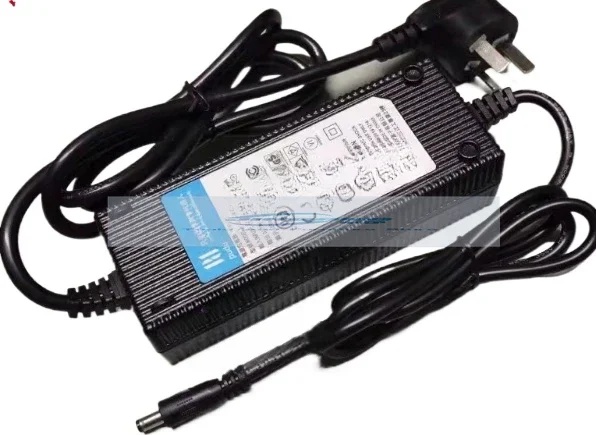 

29V3.5A switching power supply charger is only suitable for robot food delivery machine FY2903500 CengCengKeJi222