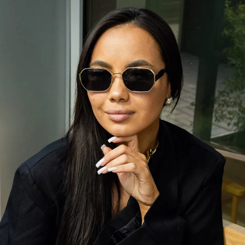 المشي لمسافات طويلة 3 قطعة جديد إمرأة بدون شفة القط العين مكافحة نظارات خفيفة سبيكة سلسلة الساق تصميم ظلال الإناث التدرج قطع عدسة النظارات