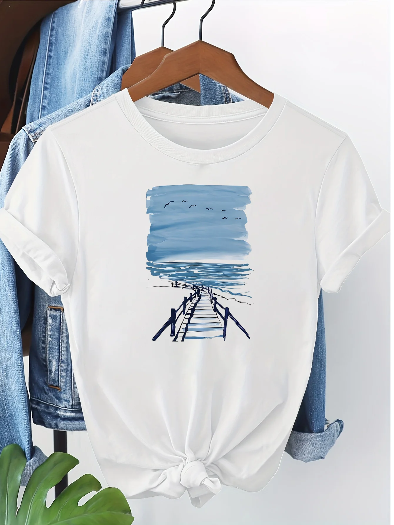 Wooden Dock Lake View Printed Short-Sleeved Round-Neck Casual Shirt Suitable for Summer and Spring Women'S Clothing