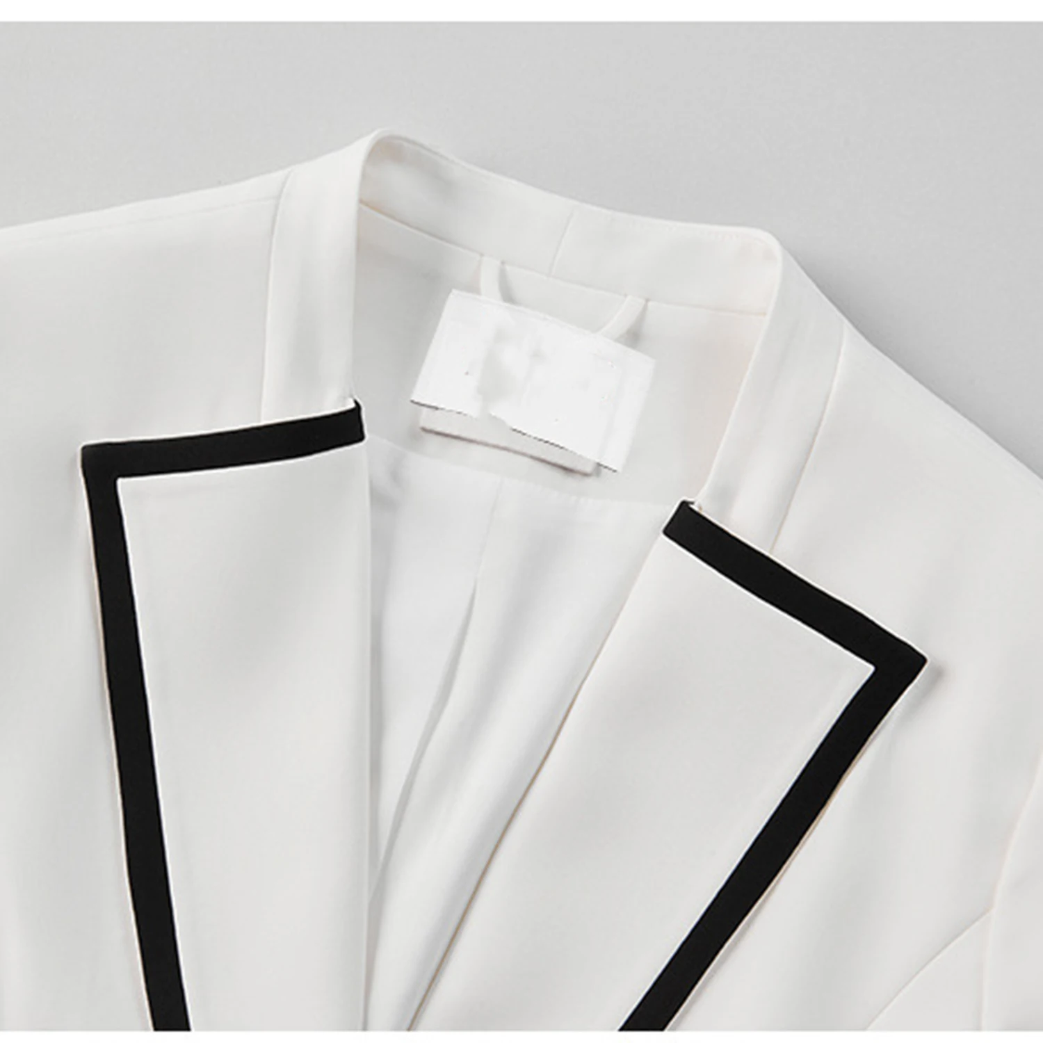 Allingentle White Women's Suit Slim Fit Pantsuit 2 Piece Suit 1-Button Flat Collar Blazer Outfit for Casual Office Customize