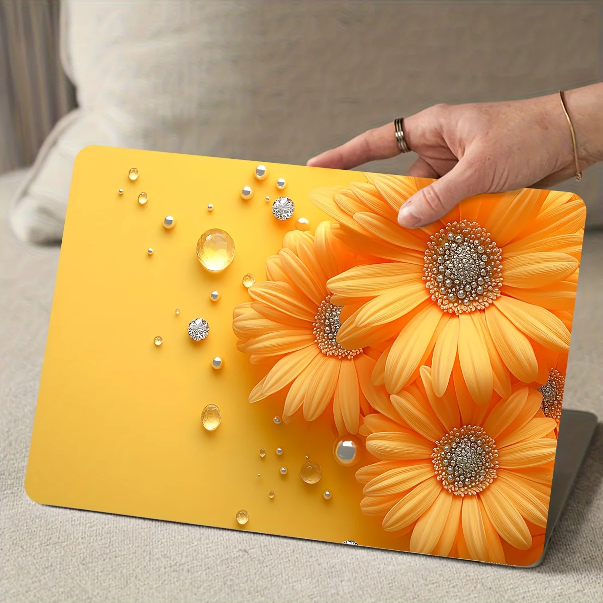 

Vinyl Laptop Sunflower Shell Stickers, 2 Pieces/Set, Scratch Resistant DIY Art Case,Universal Netbook Skin Stickers Non-Reusable