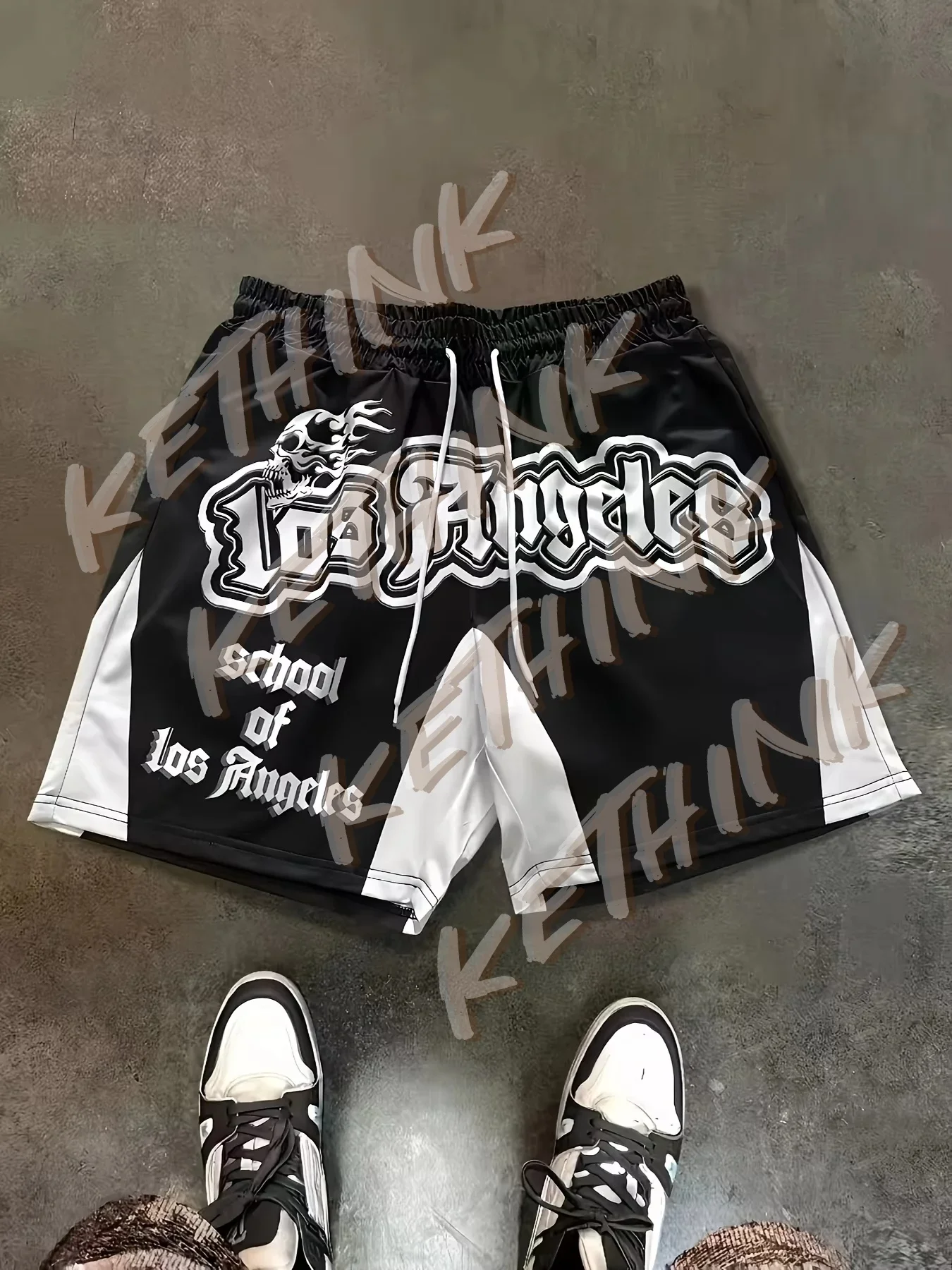 

The 2025 summer new 3D printed casual, fashionable and breathable men's shorts are skin-friendly for outdoor sports