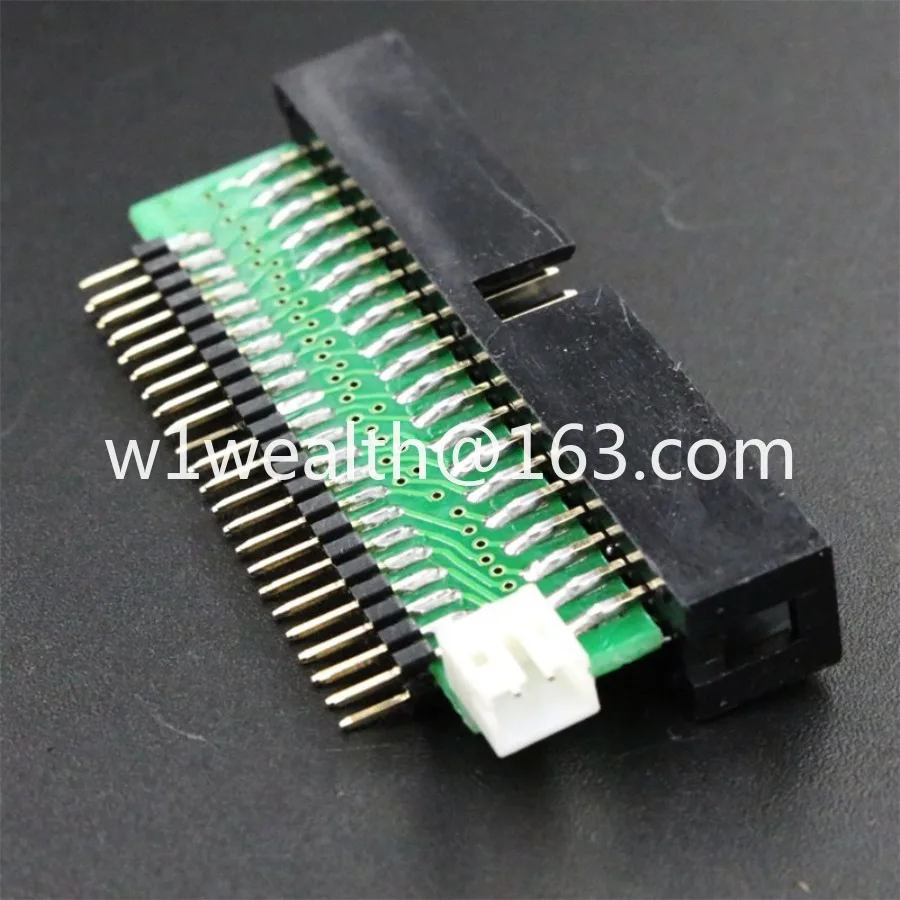 Desktop to notebook hard disk interface, large to small IDE40 to 44pin parallel port conversion card