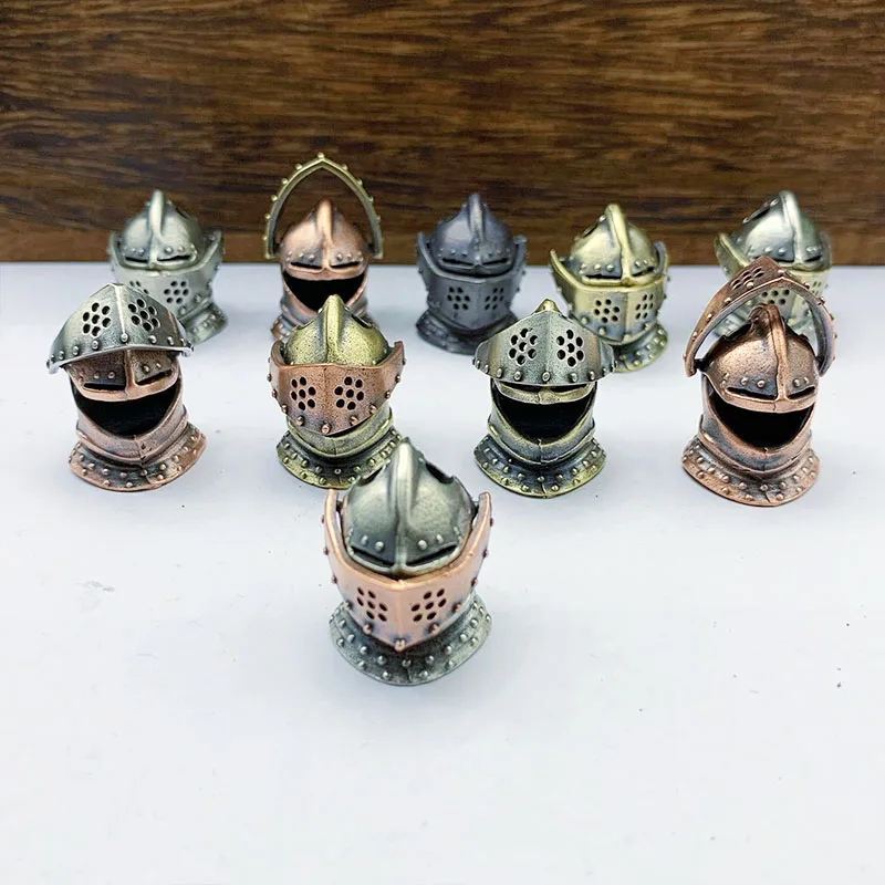 1pc EDC Paracord Beads Pendant Medieval Helmet Knife Beads Pendant Personality Flashlight Key Chain Hang Pendant Outdoor Tools