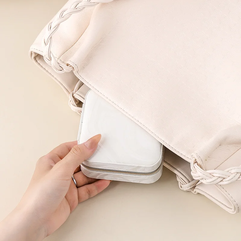 Travel Jewelry Organizer Flannel Interior Earrings Necklace Ring Box Pu Leather Jewelry Storage Detachable Dividers For Display