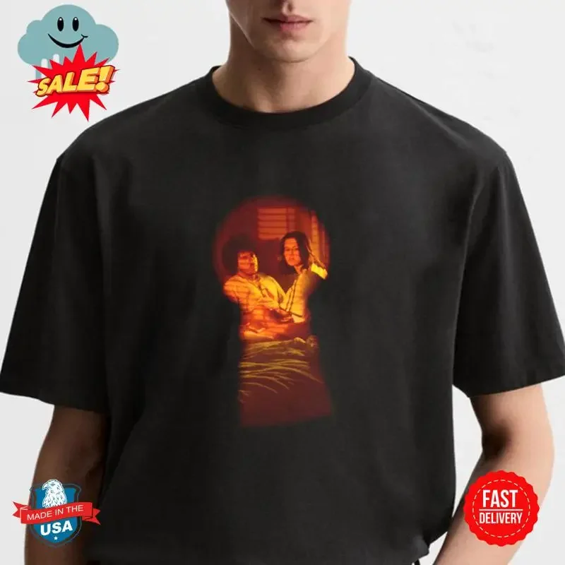 Camiseta de vinilo con la portada del primer álbum I Said Love You de Selena Gomez x Benny Blanco