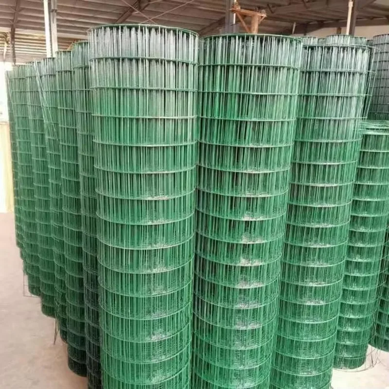 

Economical galvanized flat screen chicken fighting cage size 75x75x75 90x90x90 square building material