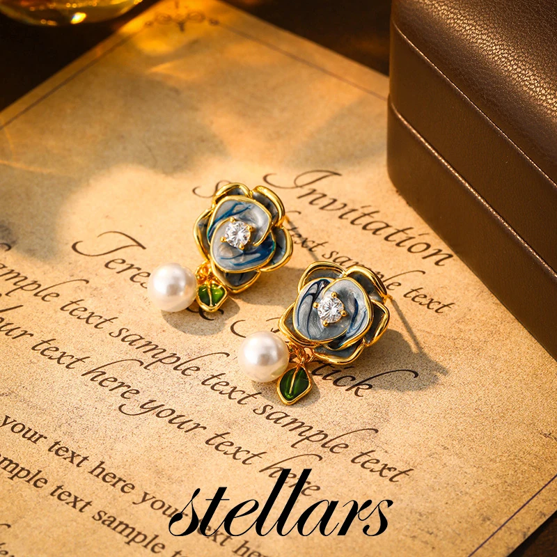 

New Chinese-style Camellia Pearl Stud Earrings for Women Enamel Glazed Flower Earrings Vintage Light Luxury High-end Jewelry